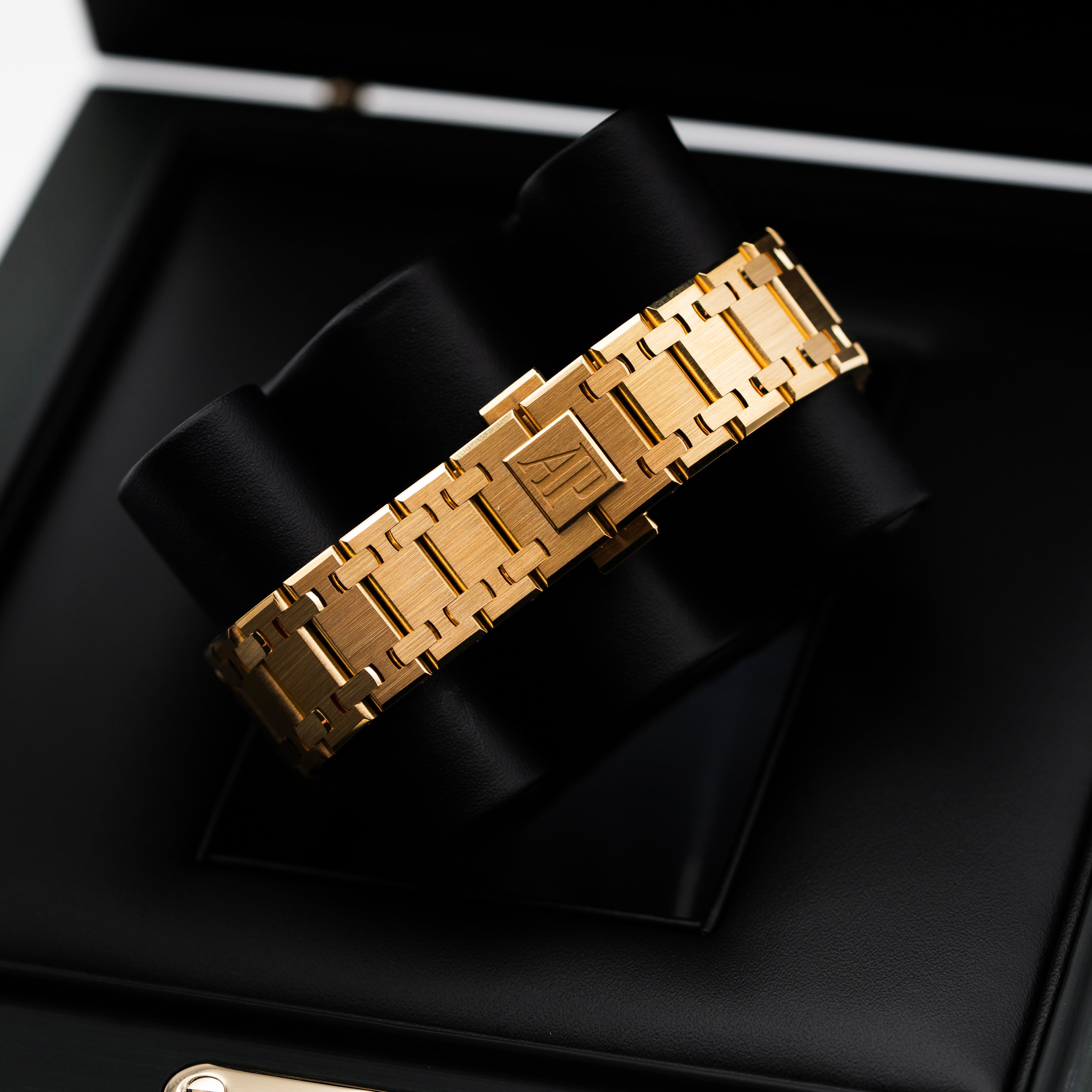 Audemars Piguet Jumbo 16202BA