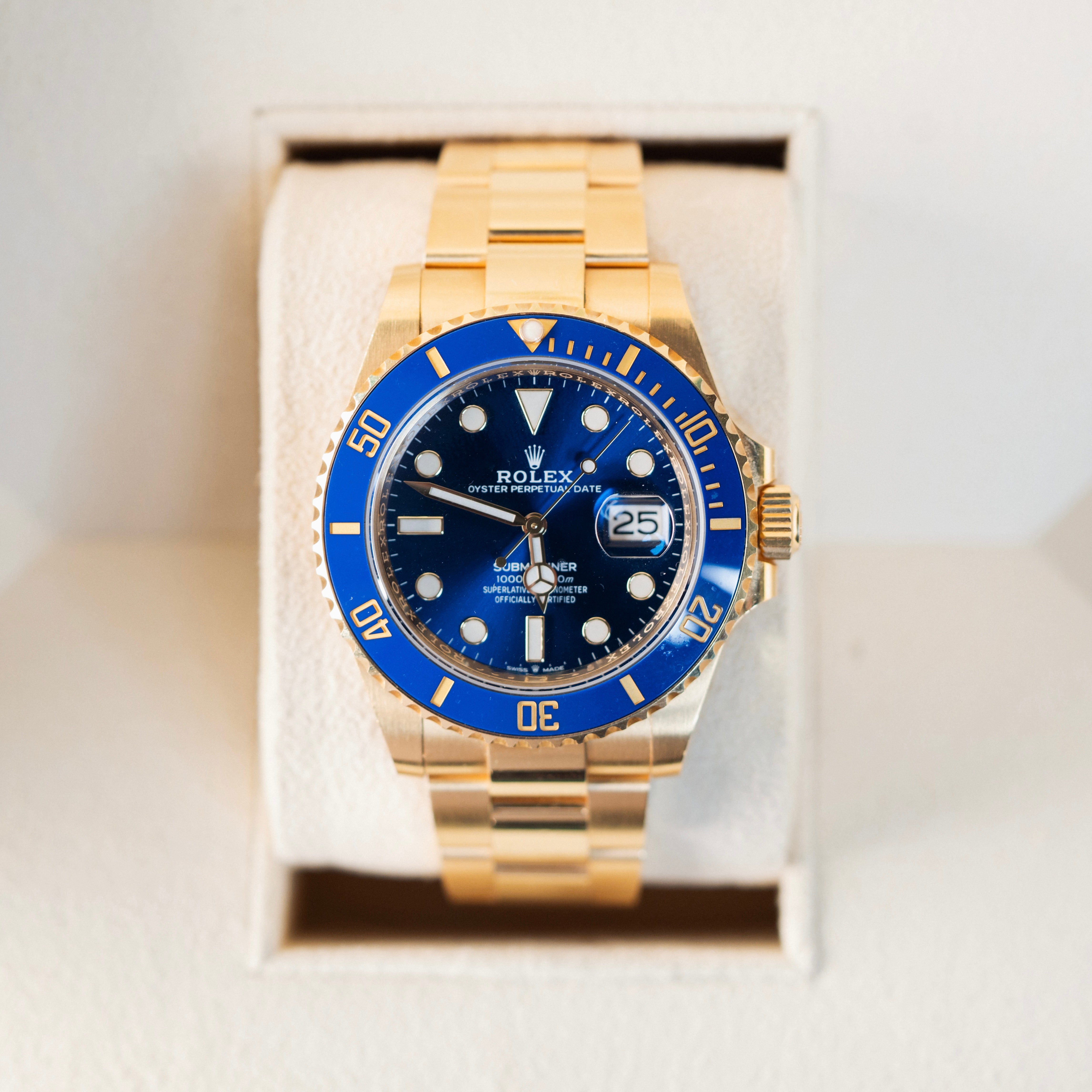 Rolex GMT Master II Yellow Gold Blue Dial Submariner 126618LB