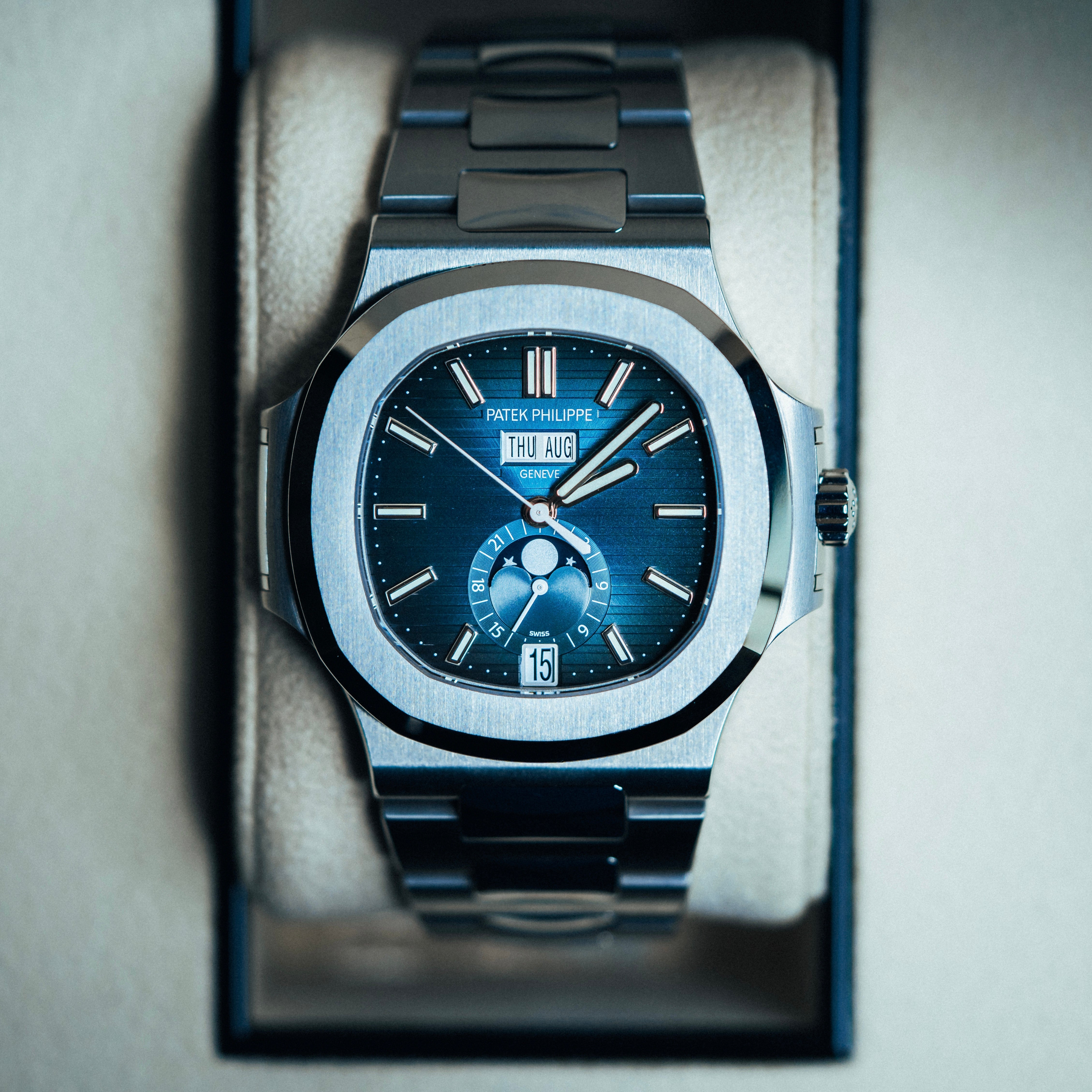 Patek Philippe 5726/1A-014 Annual Calendar Moon Phase