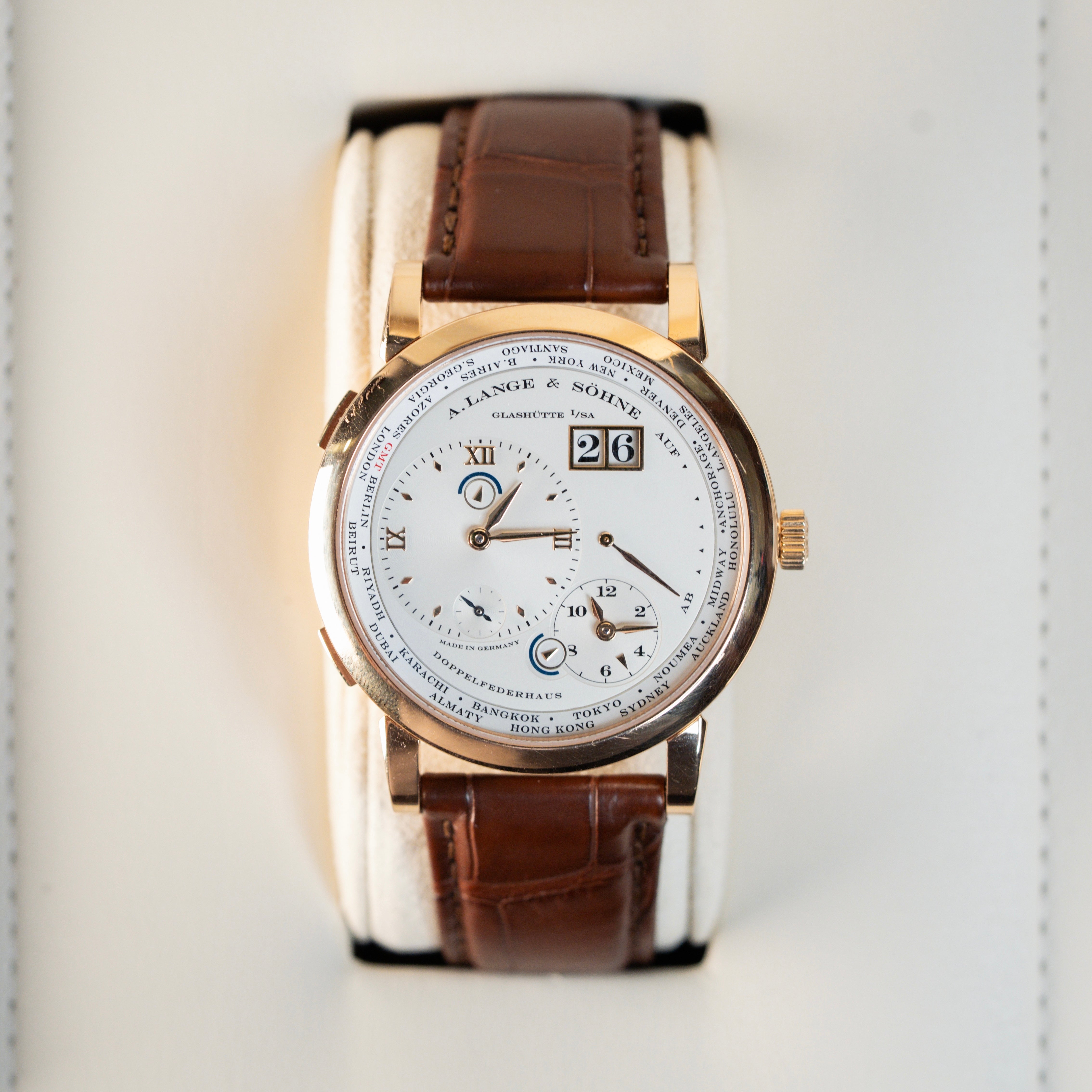 A. Lange & Sohne Lange 1 time zone 41.9 mm silver dial 18k pink gold leather strap 136.032 / lsls1364aa