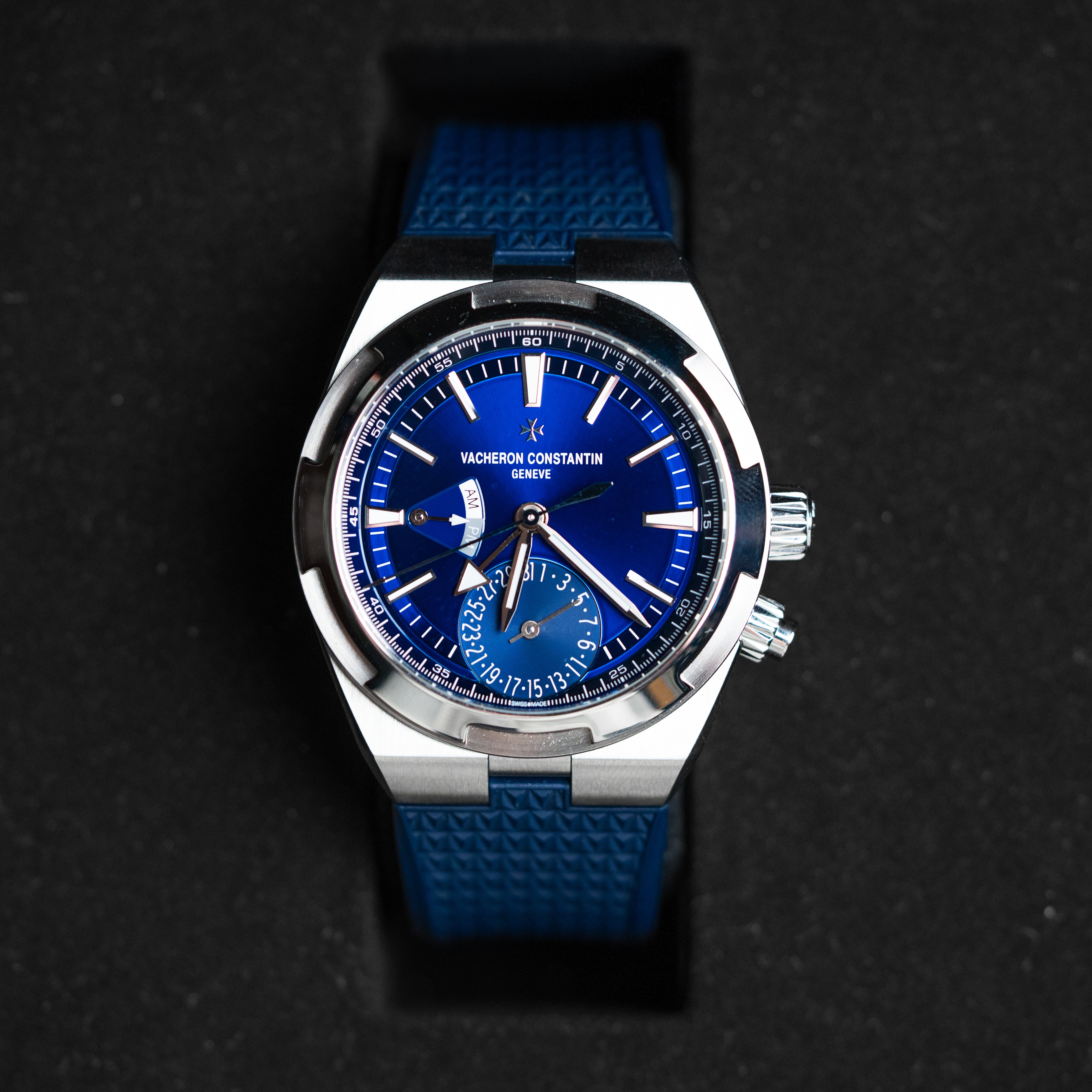 Vacheron Constantin Overseas 41mm 7900V Dual Time
