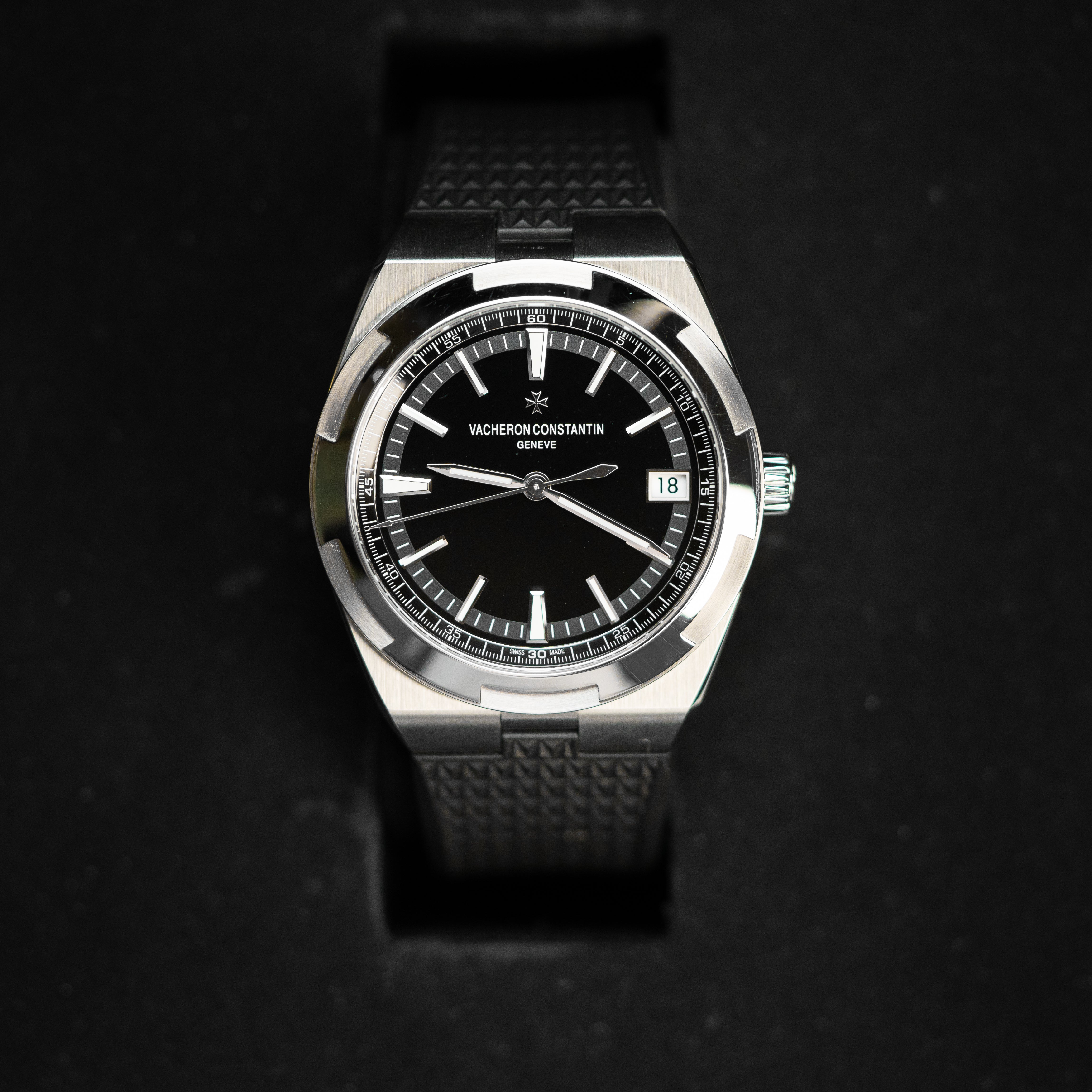 Vacheron Constantin Overseas 4520V/210A-B483 Steel Black 41mm