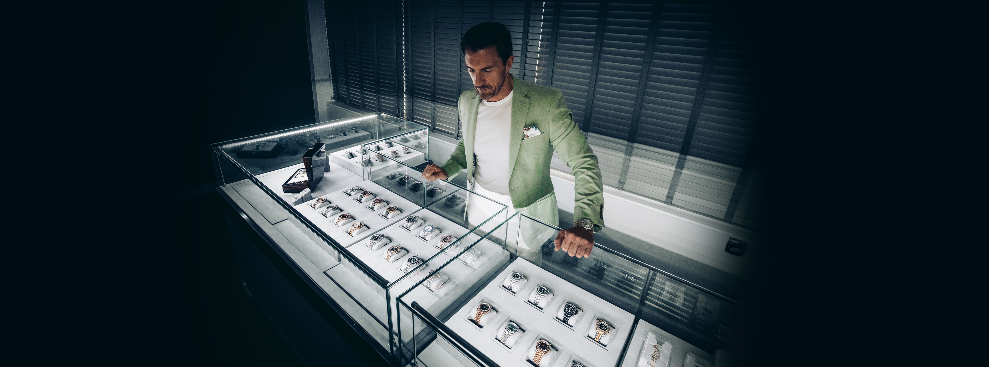 slider image slider_item_YrXFTp